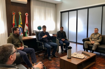 Reunio foi realizada no Gabinete do Prefeito na manh desta quarta-feira, dia 8