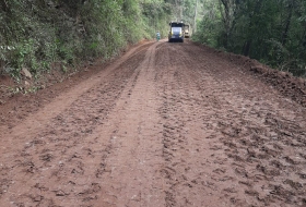 Estrada entre Flores e So Marcos.